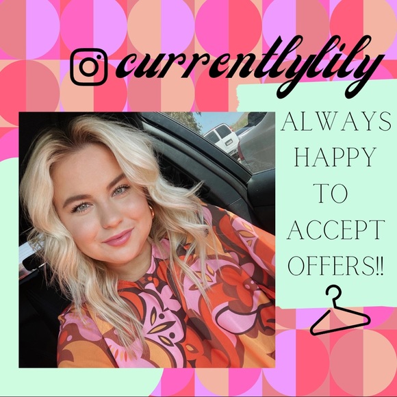 Tops - 🍒bookmark my closet🍒